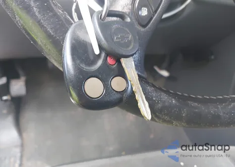 2005 Chevrolet Silverado K2500 Heavy Duty z USA, uszkodzony, nr VIN 1GCHK23245F912706